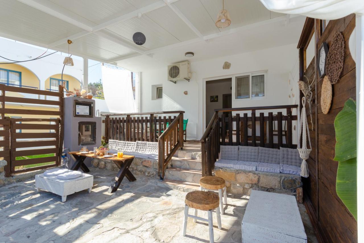 Christos And Family Guest house Stegna